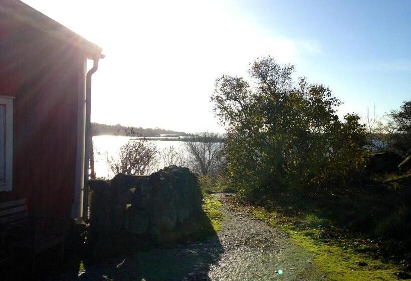 Tjärö Hotell & Vandrarhem