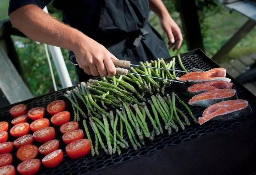 Tjärö Hotell & Vandrarhem
