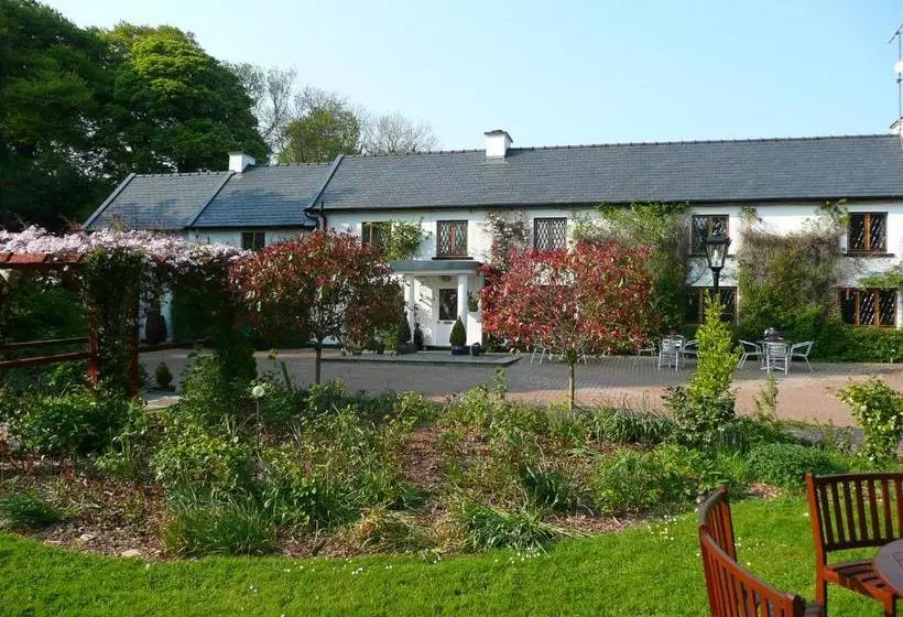 בית מלון כפרי Creacon Wellness Retreat