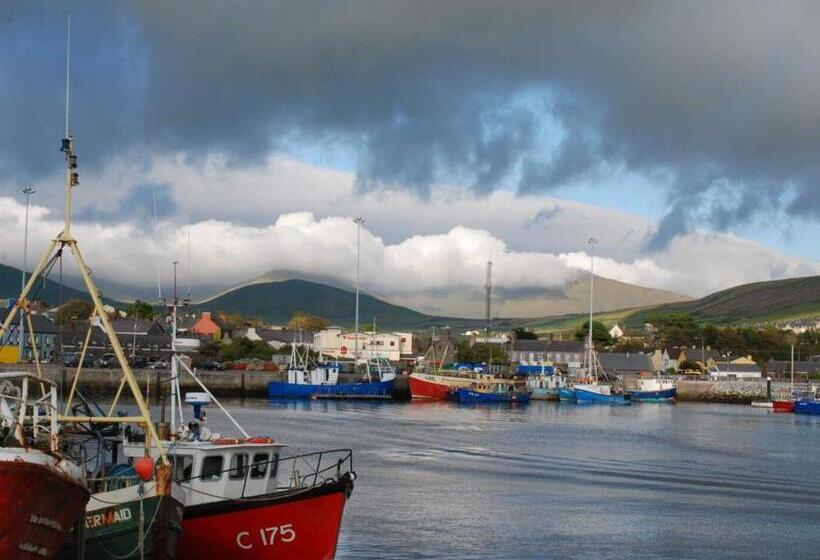 Dingle Benners Hotel