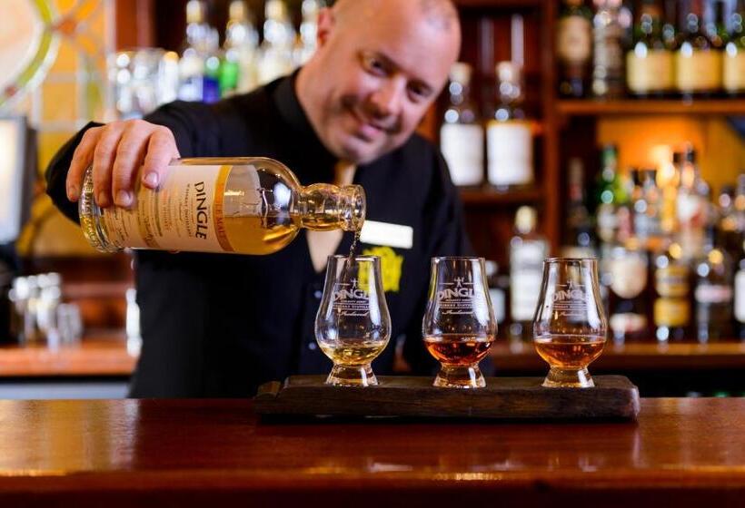 Dingle Benners Hotel