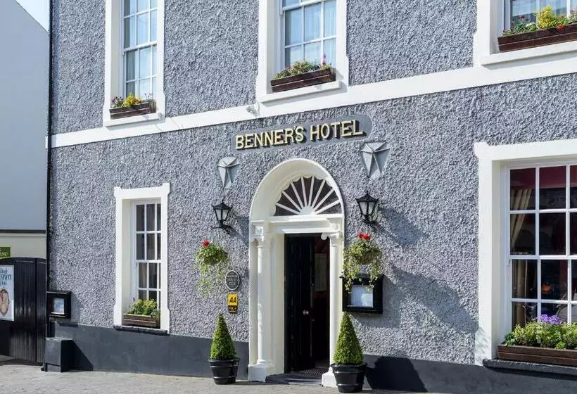 Dingle Benners Hotel