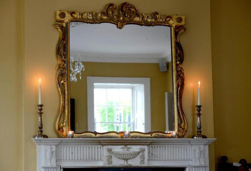 Отель Ashbrook Arms Townhouse And Restaurant