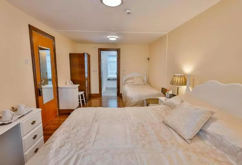 Hotel Cawley S Guesthouse