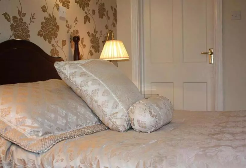 Hotel Cawley S Guesthouse