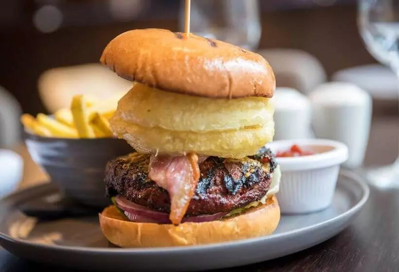 Clayton Hotel Belfast City