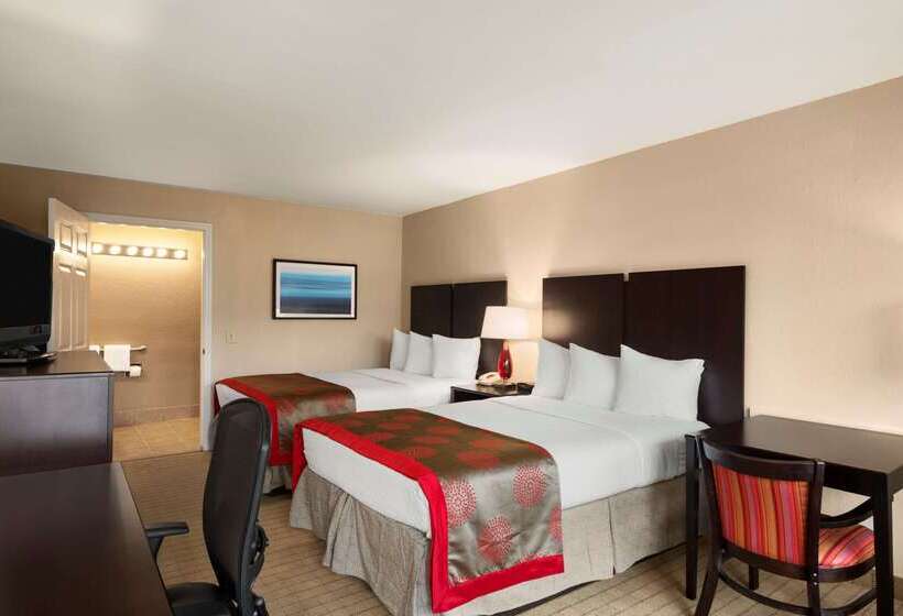 בית מלון כפרי Collins  Naples