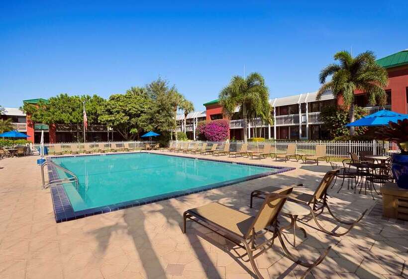 בית מלון כפרי Collins  Naples