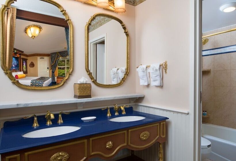 Отель Disney S Port Orleans Resort  Riverside