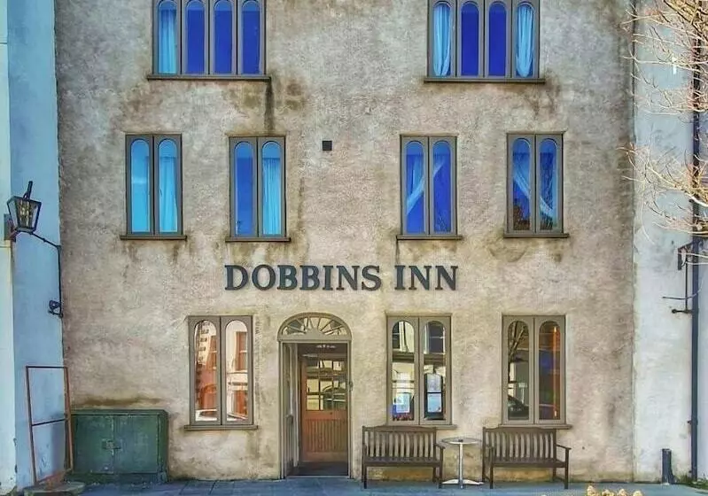 בית מלון כפרי Dobbins Inn