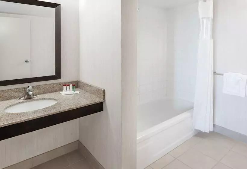 ホテル Edmonton Inn And Conference Centre