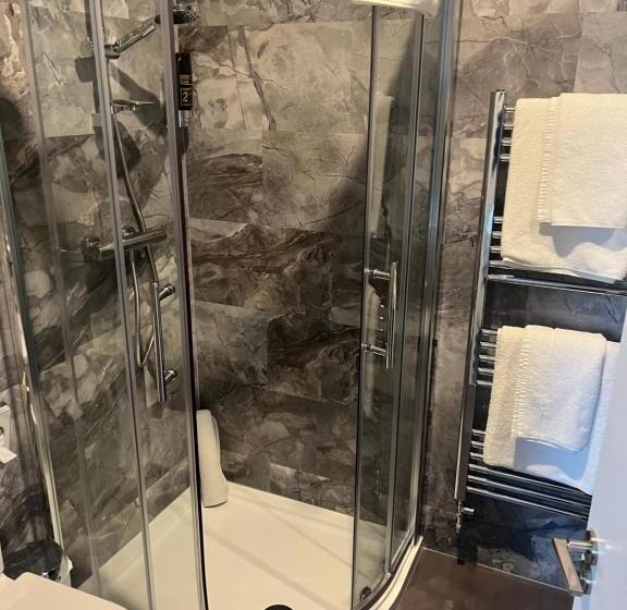 Отель Glendine Inn