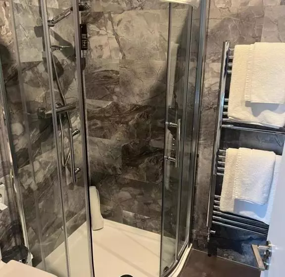 فندق Glendine Inn