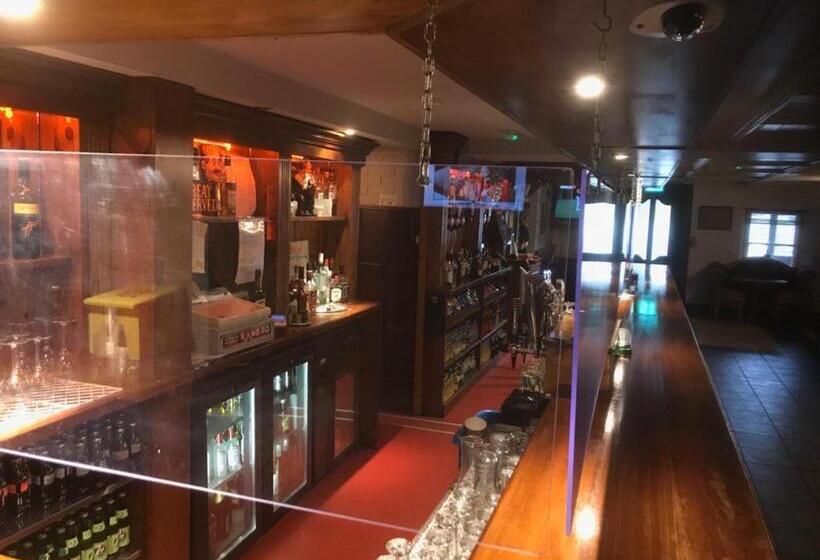 Отель Glendine Inn