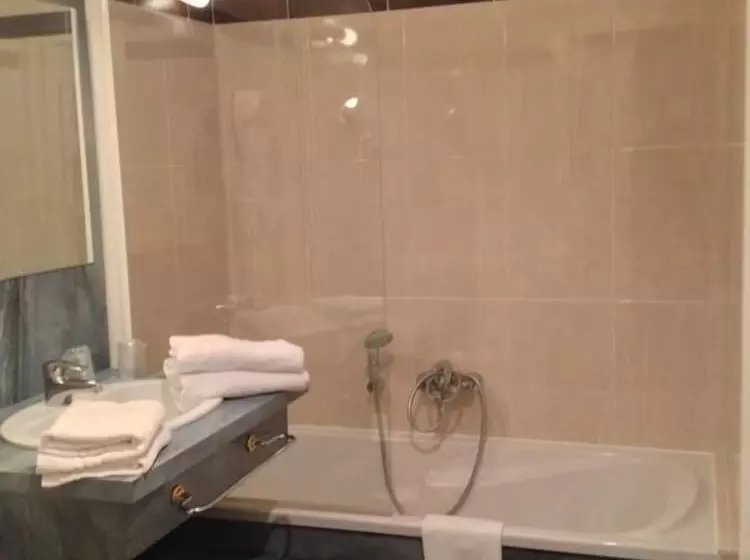 酒店 Hôtel Les Maréchaux