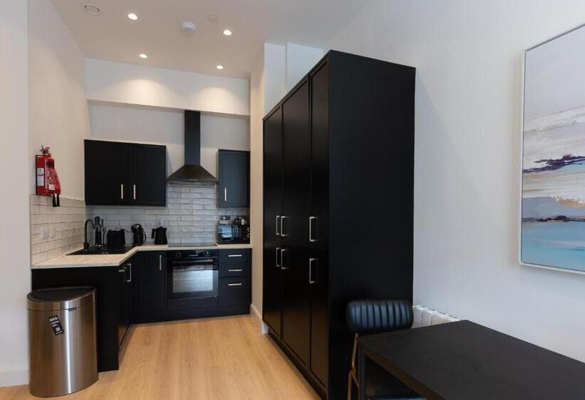 فندق Isaacs Cork City