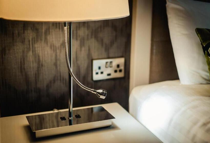 فندق Isaacs Cork City