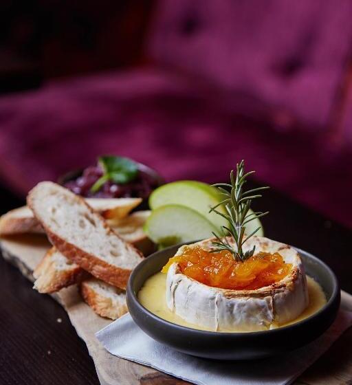 فندق Isaacs Cork City