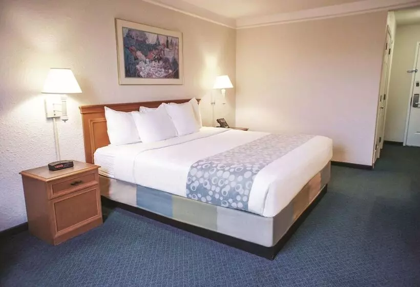 호텔 La Quinta Inn By Wyndham Moline Airport