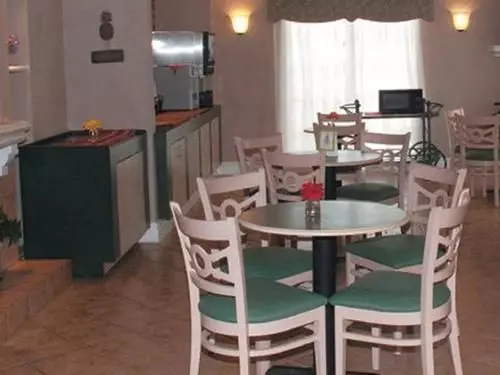 ホテル Days Inn By Wyndham Jacksonville Baymeadows