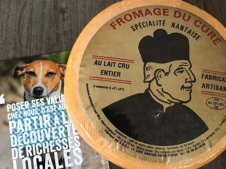 ホテル Logis Hôtel Restaurant Le Calluna