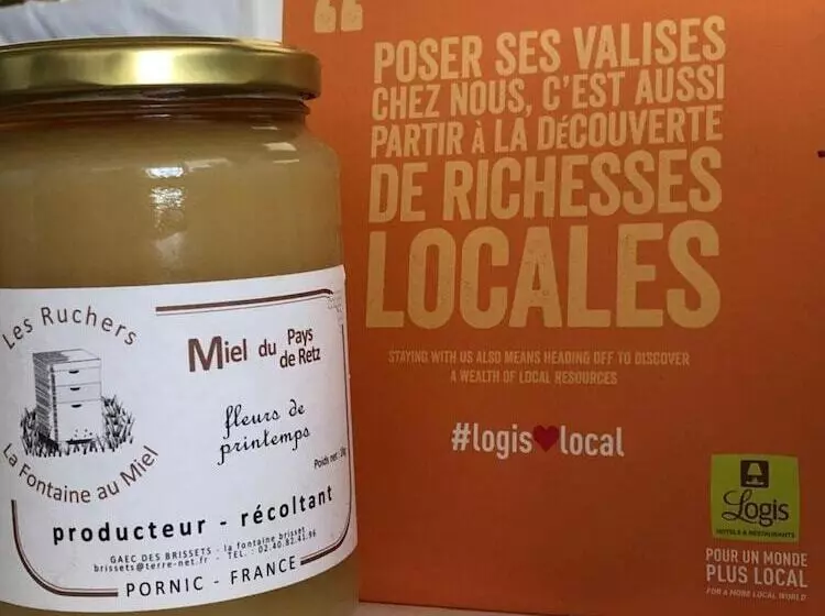 ホテル Logis Hôtel Restaurant Le Calluna