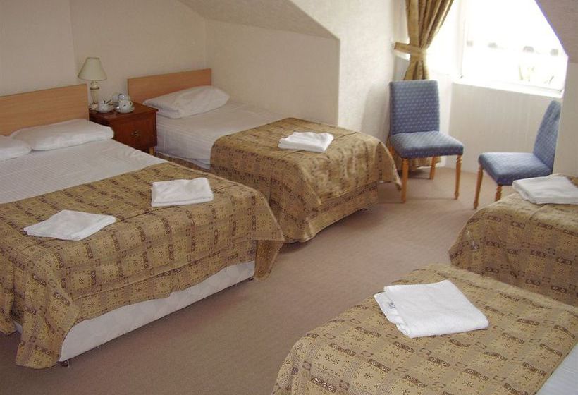 Отель Merith House