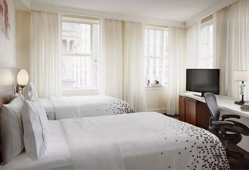 호텔 Renaissance New Orleans Pere Marquette French Quarter Area