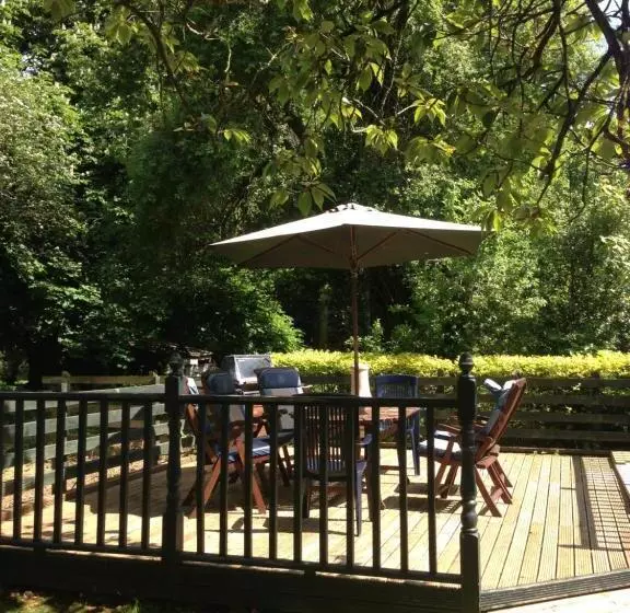 فندق Sea Dew B&b