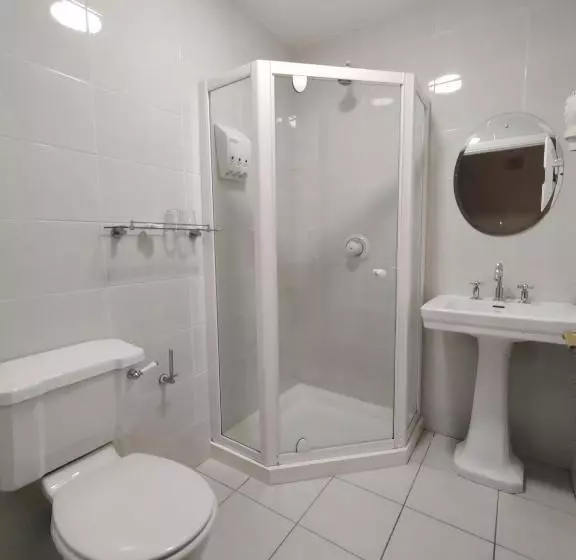 فندق Sea Dew B&b