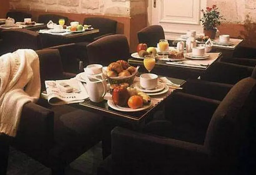 ホテル Victoires Opera