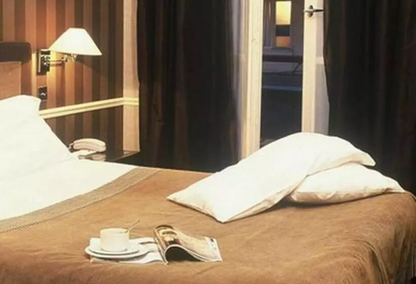 ホテル Victoires Opera