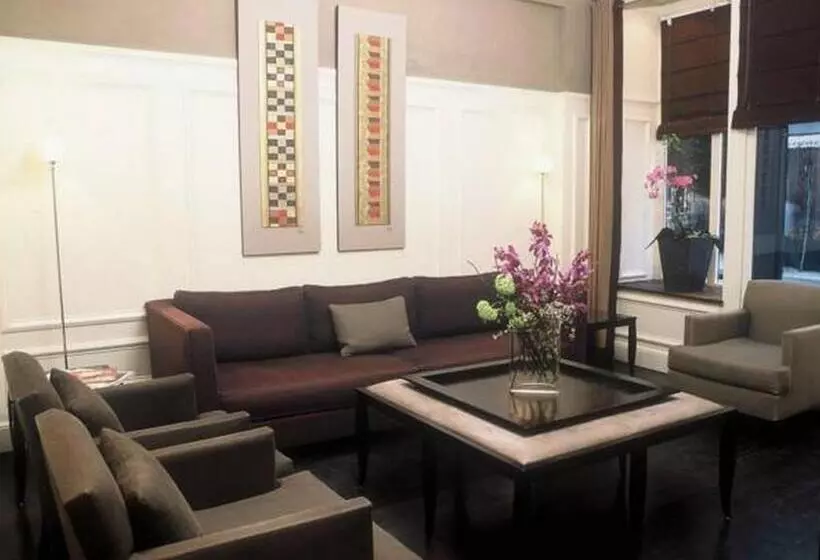 ホテル Victoires Opera