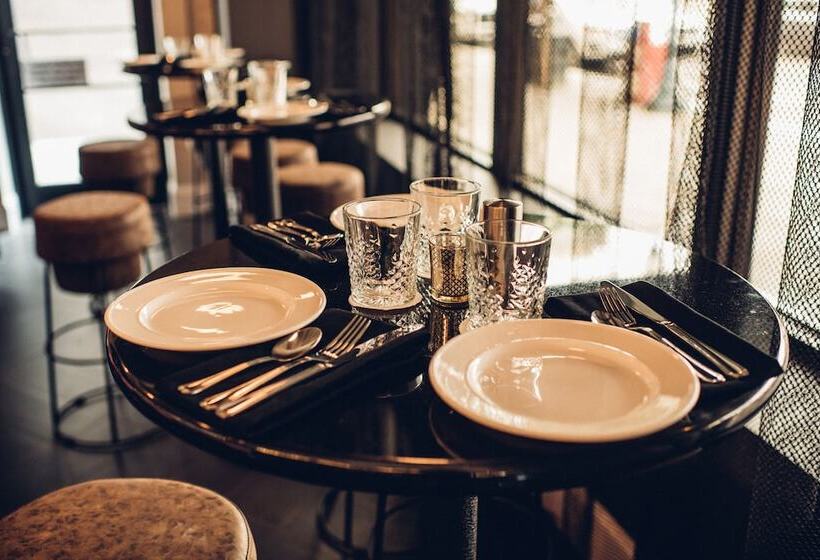 فندق Hampton Inn & Suites New Orleans Canal St. French Quarter