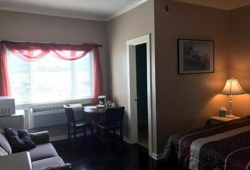 Retkeilymaja Beachcomber Inn