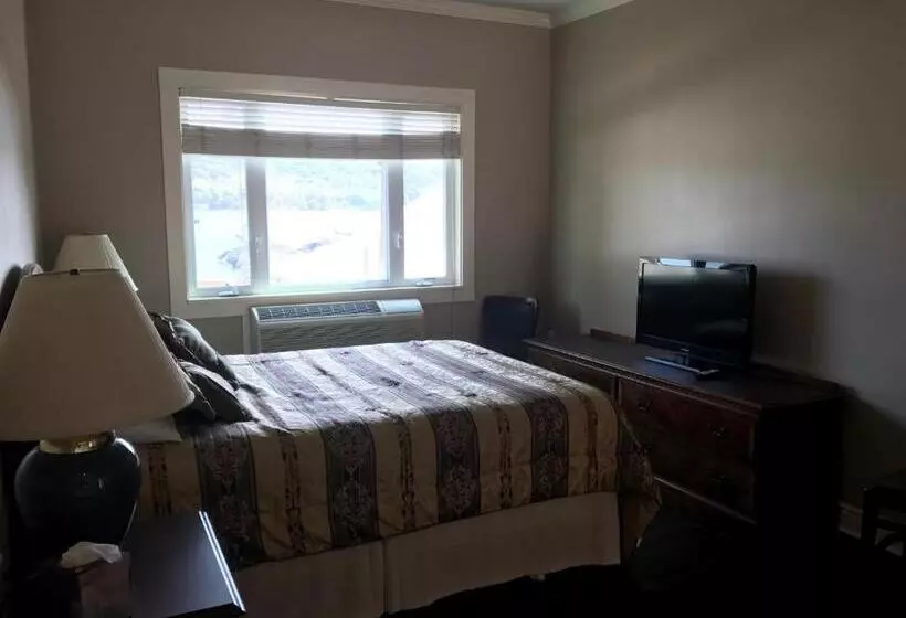 Retkeilymaja Beachcomber Inn