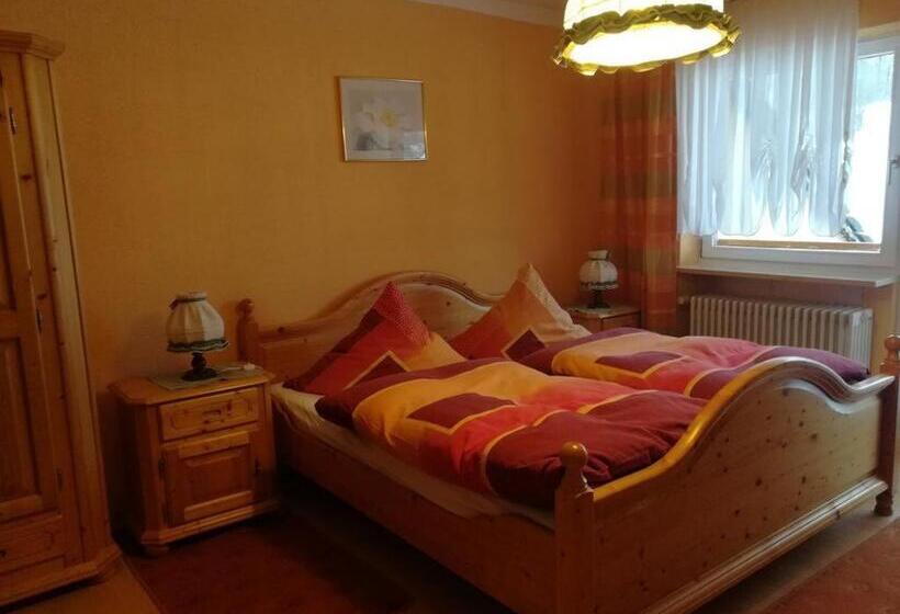 Albergue Gästehaus Schreiner