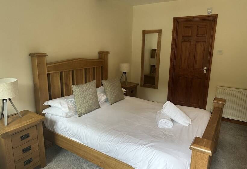 旅馆 The Bateman Arms At Shobdon