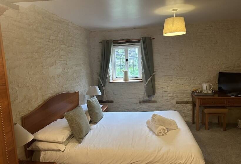 旅馆 The Bateman Arms At Shobdon