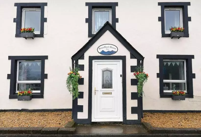 Aamiaismajoitus (B&B) Broadford House Skye