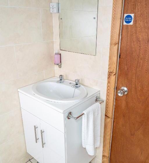 ベッドアンドブレックファースト Broadford House Skye