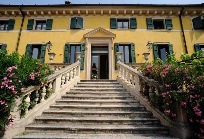 Aamiaismajoitus (B&B) Corte Beatrice