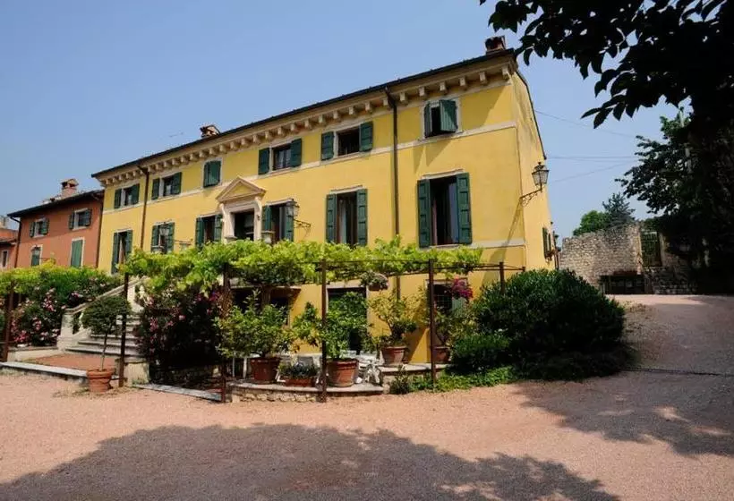 Aamiaismajoitus (B&B) Corte Beatrice