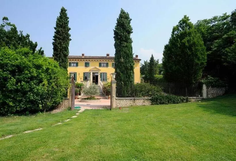 Aamiaismajoitus (B&B) Corte Beatrice