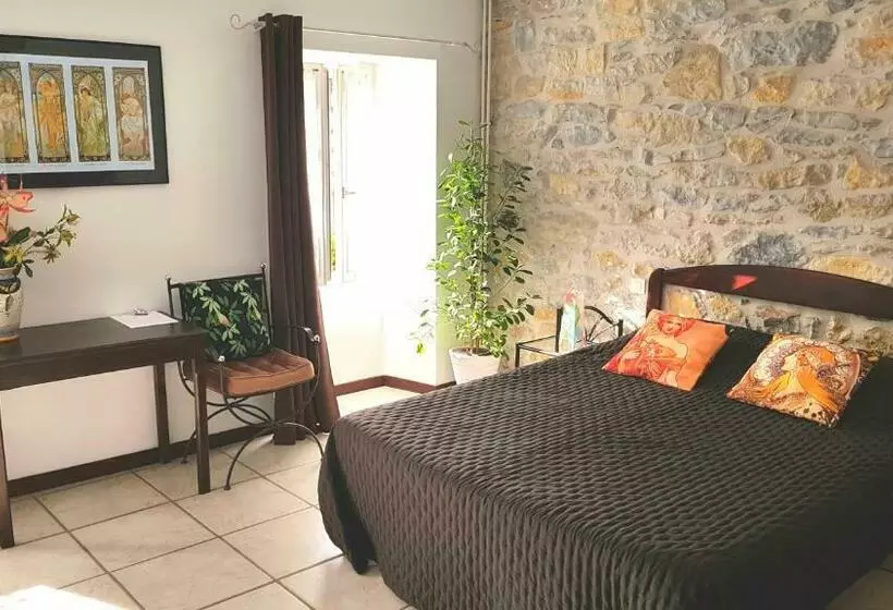 ベッドアンドブレックファースト Les Gargouilles Gorges Du Tarn   Millau