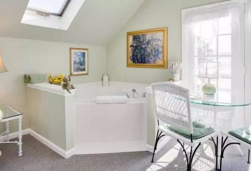 Aamiaismajoitus (B&B) The Inn At Twin Linden