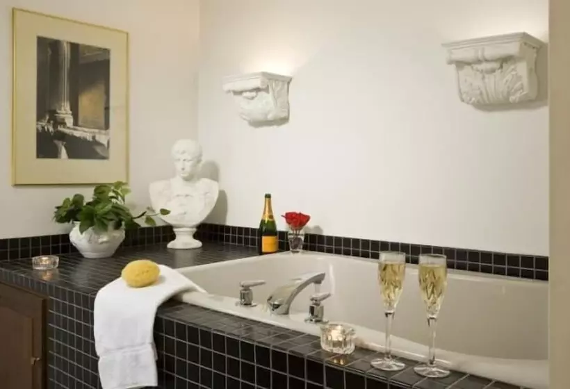 Aamiaismajoitus (B&B) The Inn At Twin Linden