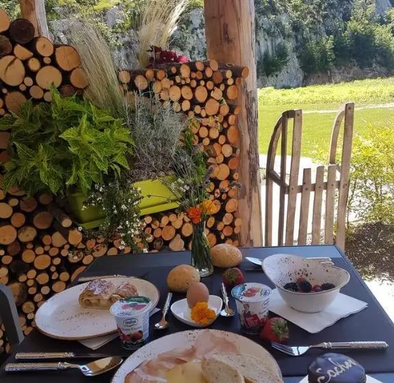 Hotelli Agritur La Dolce Mela   Adults Only