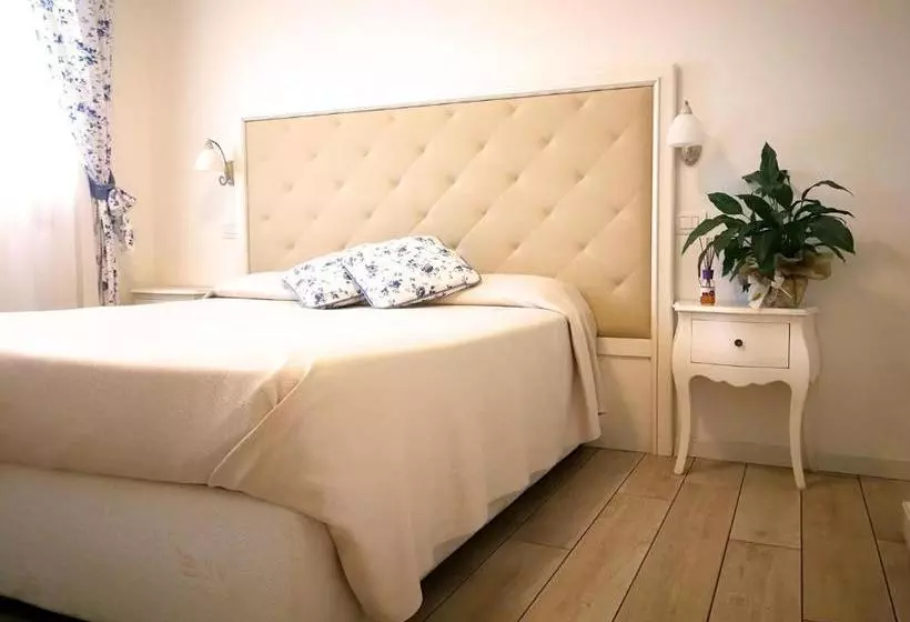 ホテル Agriturismo Casa Rossa