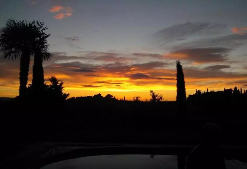 ホテル Agriturismo La Terra